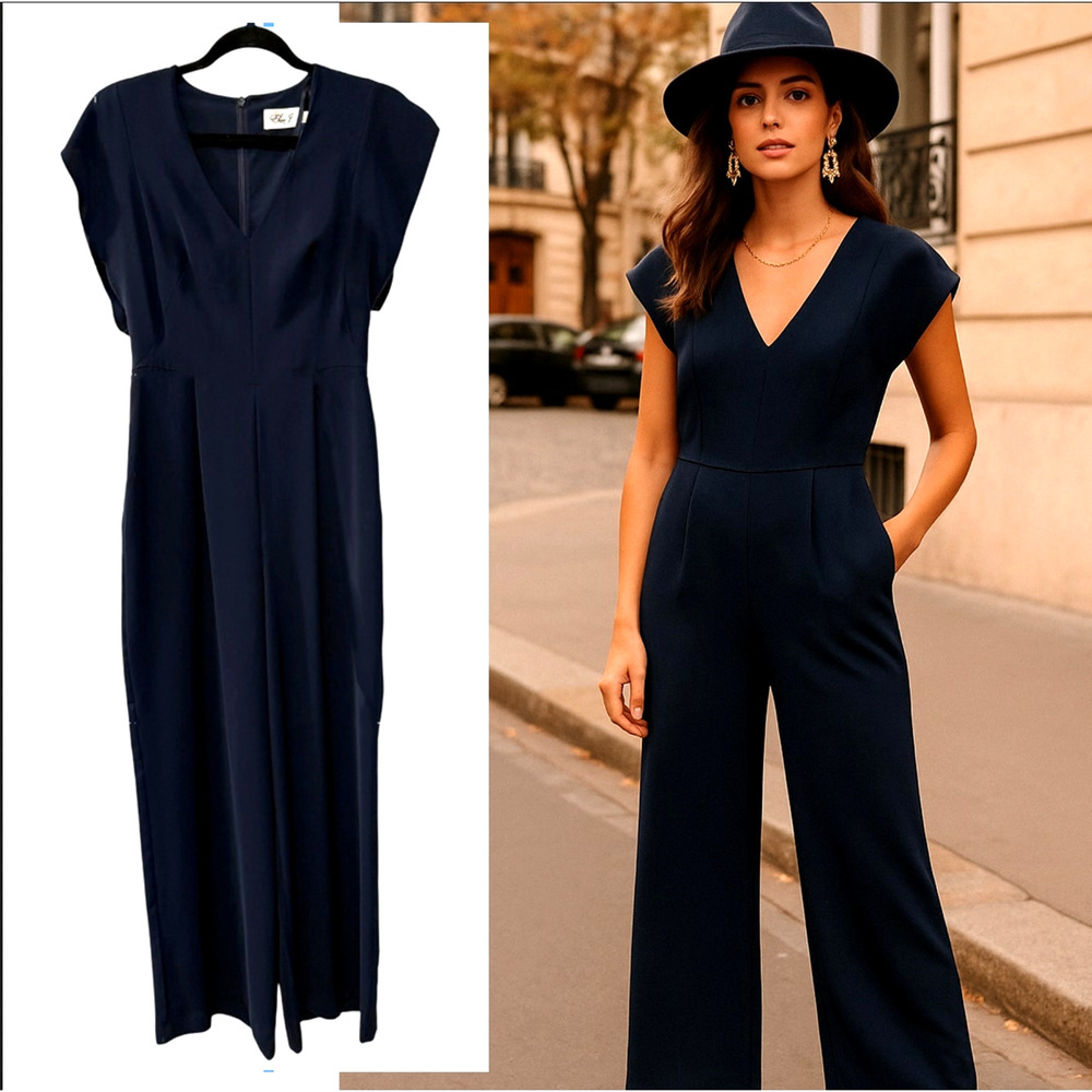 Anthropologie 2 Eliza J $178 Wide Leg Jumpsuit Flutter Sleeve V-Neck Navy Blue
